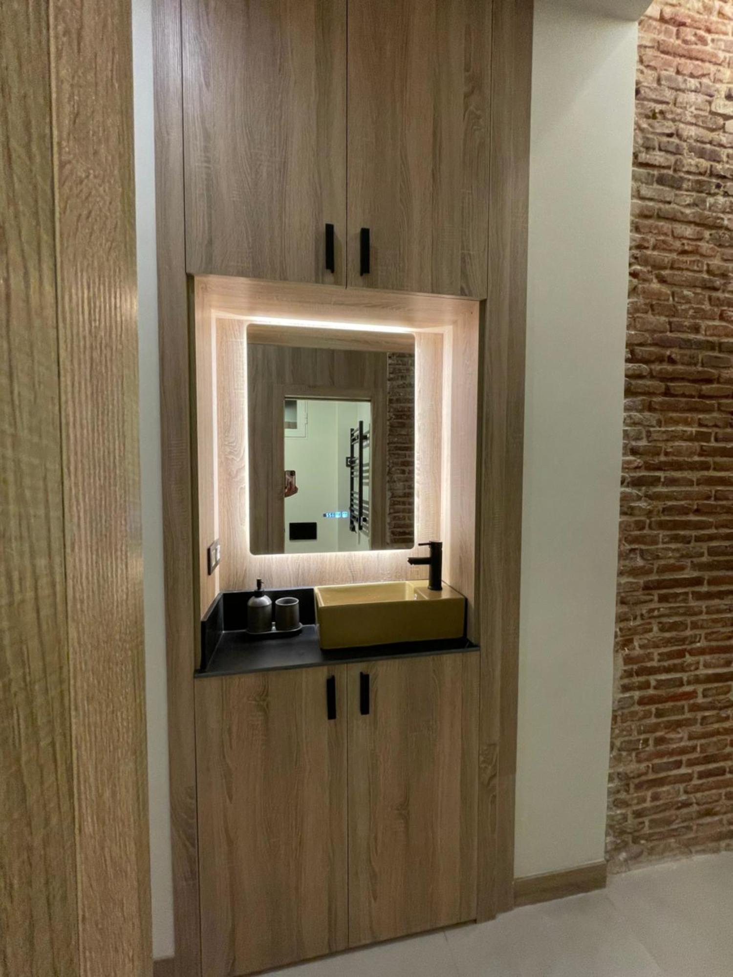 Apartamento Moderno En Edificio Historico Madrid Extérieur photo